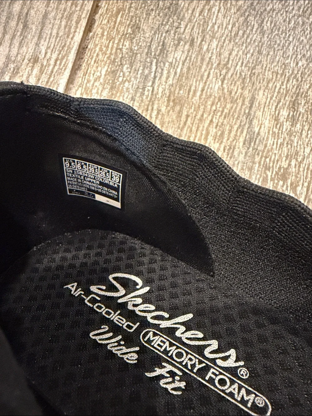 Skechers Women's Cleo Black Knit Slip-On Ballet Flats size 9.5 wide